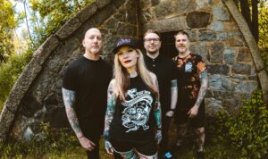 One Fall - hardcore punk melodico de Salem Massachussets USA lanza su 3er EP Cut & Run - Tropical Punk Records