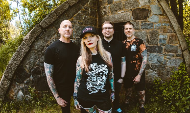 One Fall - hardcore punk melodico de Salem Massachussets USA lanza su 3er EP Cut & Run - Tropical Punk Records