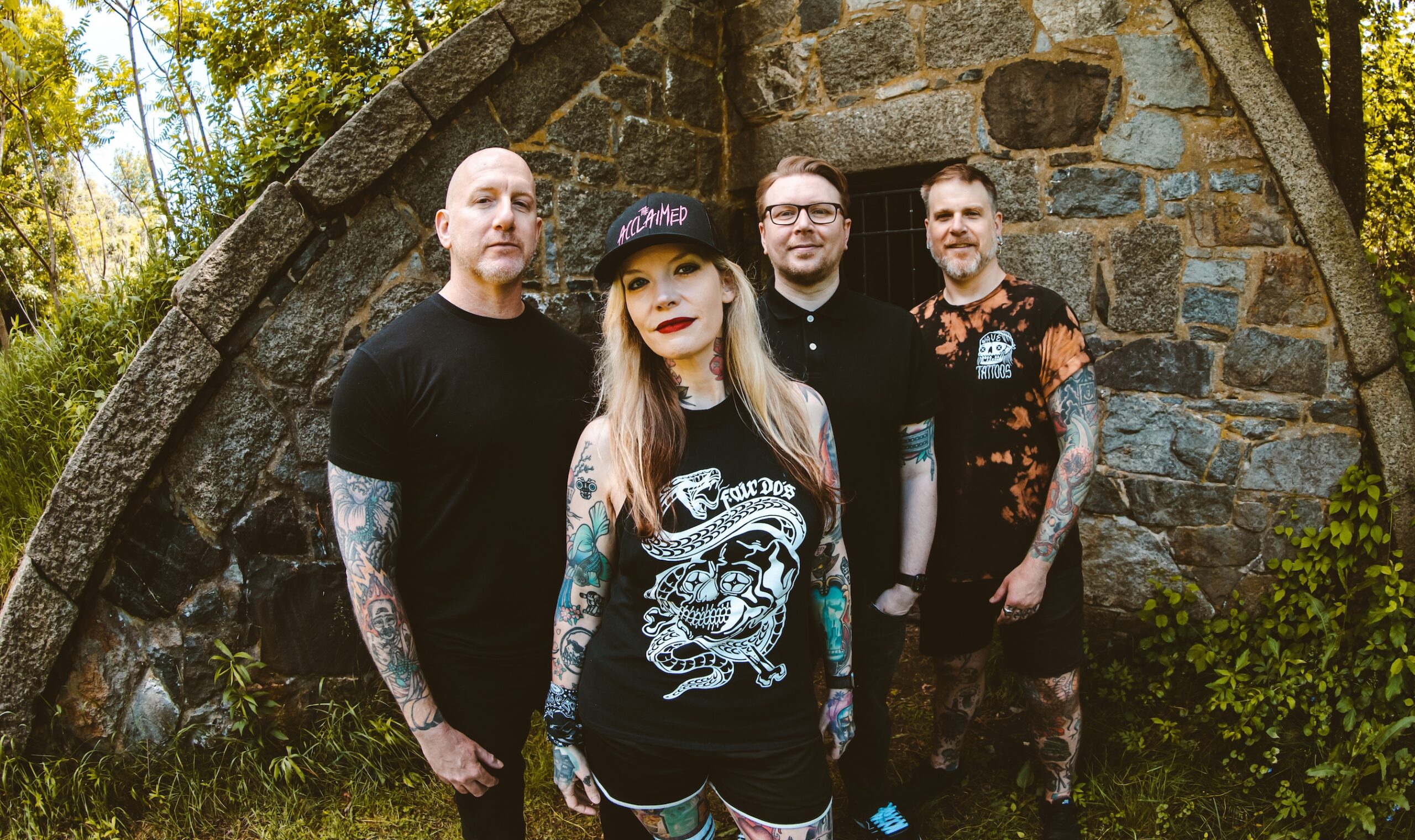 One Fall - hardcore punk melodico de Salem Massachussets USA lanza su 3er EP Cut & Run - Tropical Punk Records