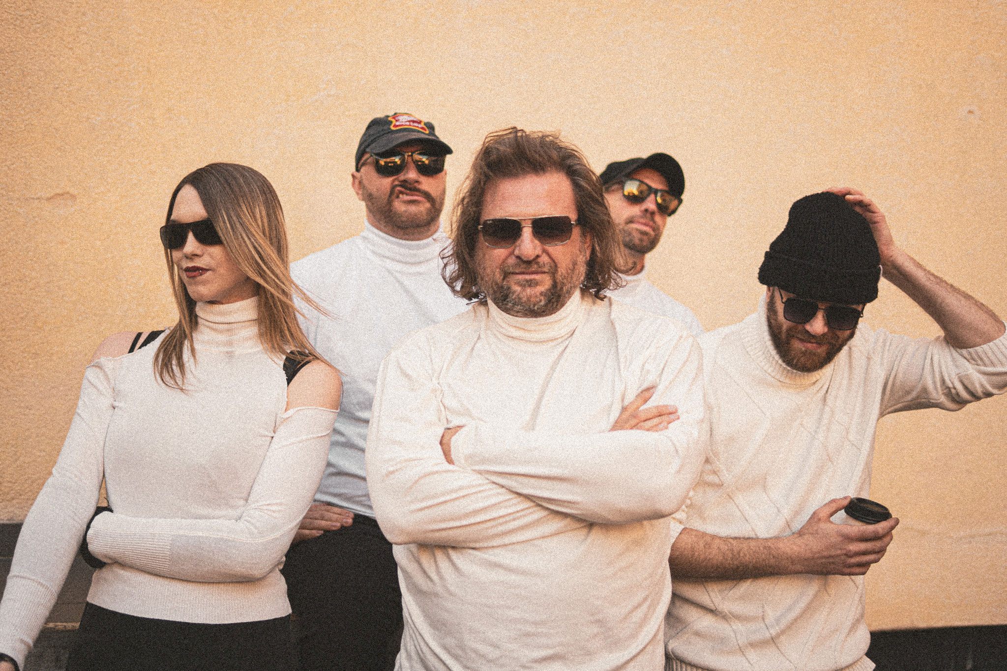 The Extras presentan G Masina junto a leyendas del punk Tropical Punk Records