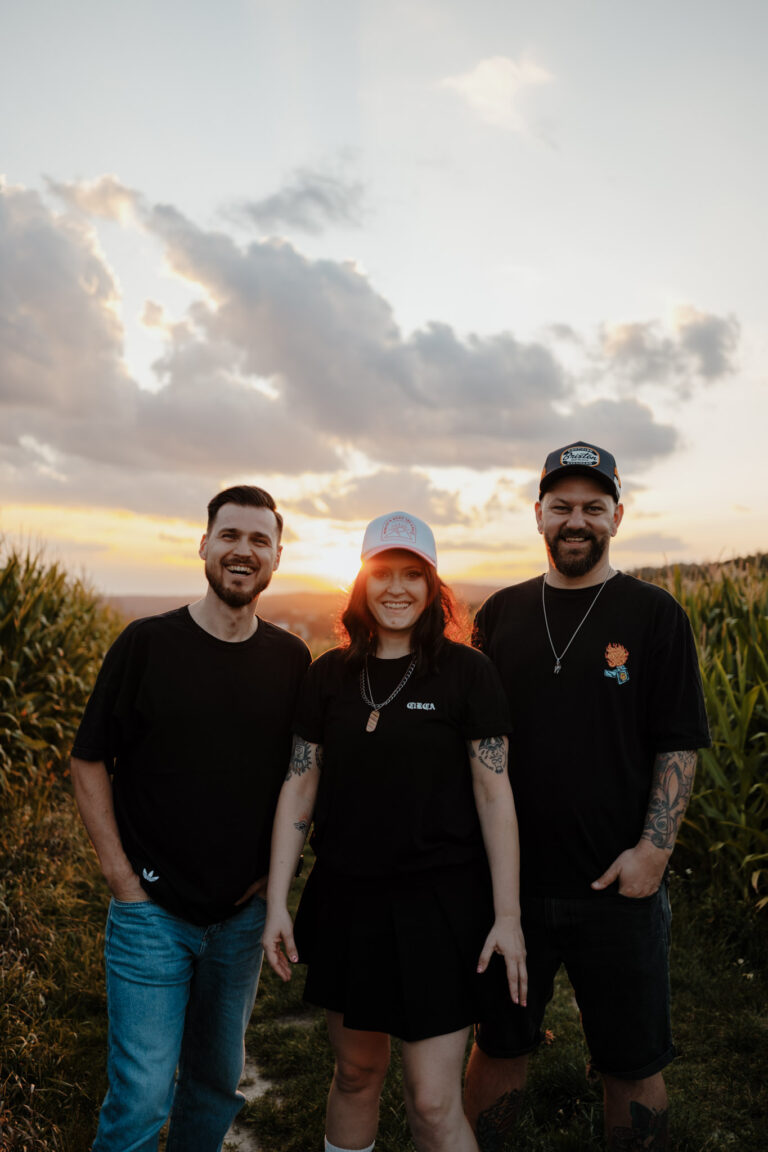 CF98 presenta su disco Stupid Punk - Pop punk desde Polonia - Tropical Punk Records
